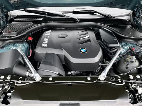 Certified 2026 BMW 530i RWD image 32