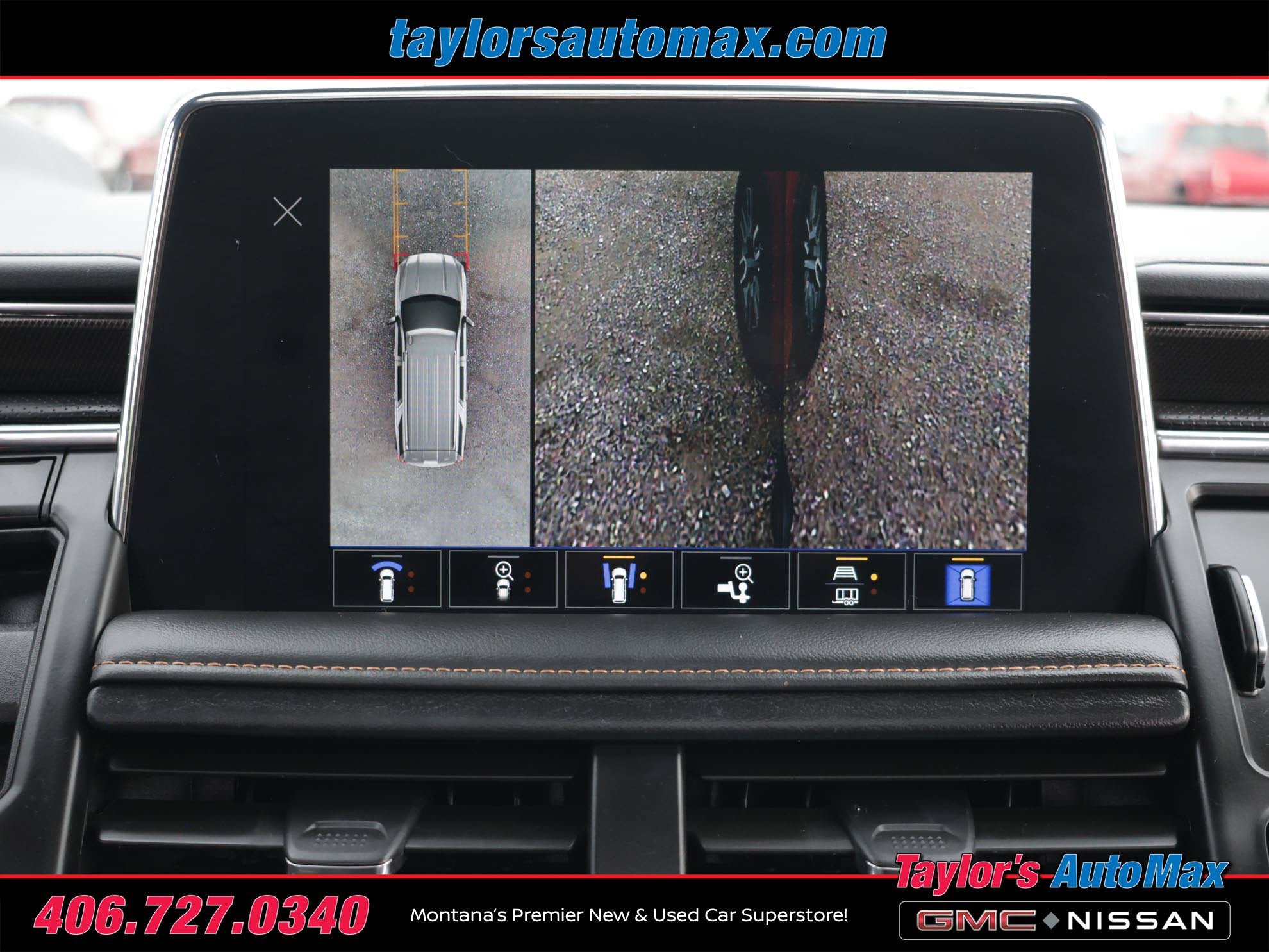 Used 2024 GMC Yukon AT4 w/ Technology Package AWD/4WD image 19
