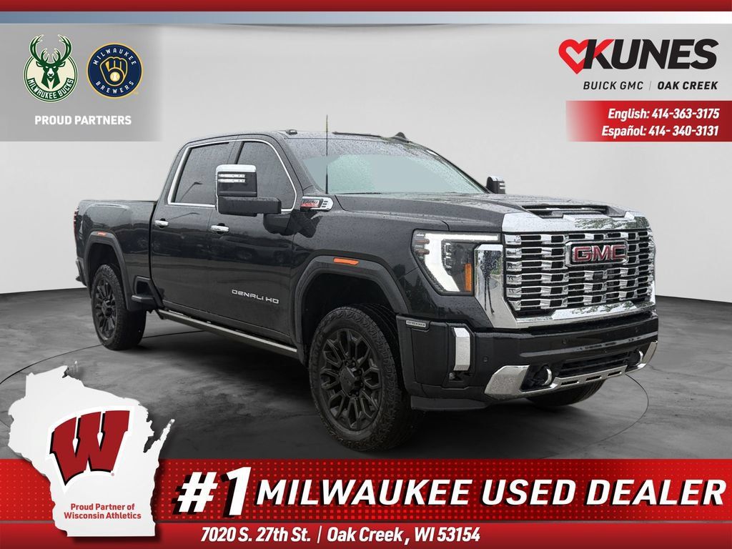 Used 2025 GMC Sierra 2500 Denali w/ Denali Reserve Package AWD/4WD image 1
