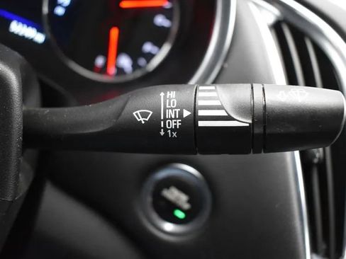 Used 2024 Chevrolet Malibu LT image 25