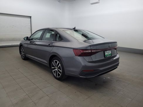 Used 2025 Volkswagen Jetta SE FWD image 5