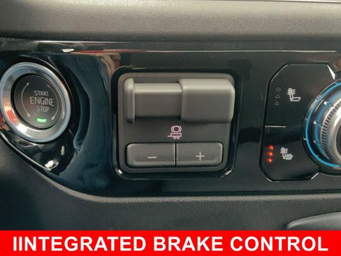 Used 2026 GMC Sierra 3500 SLE w/ SLE Convenience Package AWD/4WD image 7