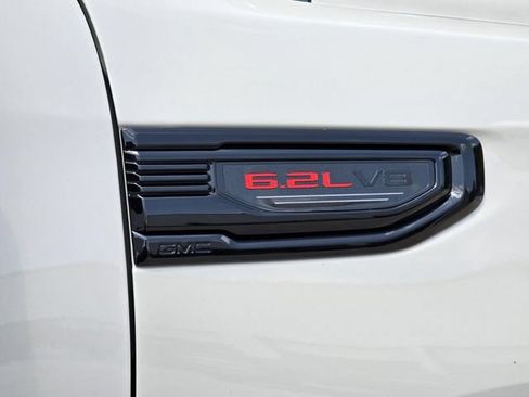 New 2026 GMC Sierra 1500 AT4 w/ AT4 Premium Package AWD/4WD image 5