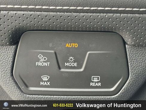 Certified 2025 Volkswagen Atlas Cross Sport SEL Premium R-Line image 18