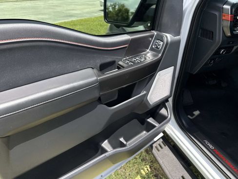 Used 2025 Ford F150 Raptor AWD/4WD image 17