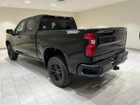New 2026 Chevrolet Silverado 1500 Custom Trail Boss w/ LPO, Dark Essentials Package image 3