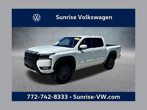 Used 2026 Nissan Frontier PRO-4X AWD/4WD image 1