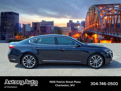 Used 2019 Kia Cadenza Technology FWD image 2