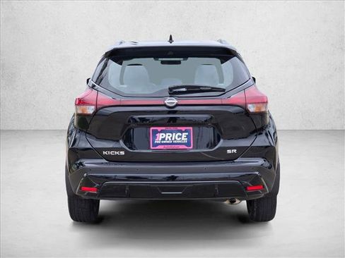 Used 2023 Nissan Kicks SR FWD image 7
