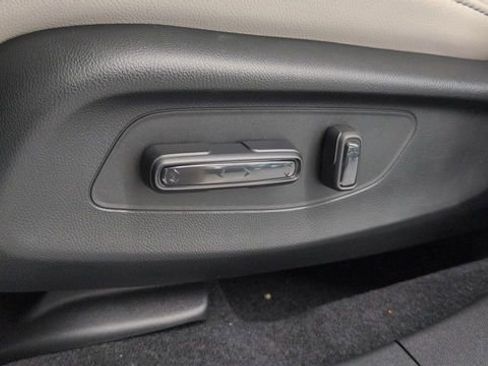 New 2026 Honda HR-V EX-L image 21