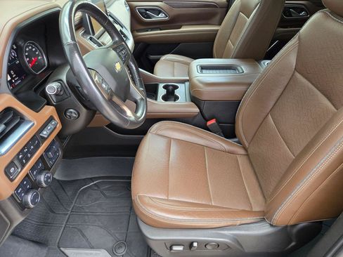 Used 2021 Chevrolet Tahoe High Country AWD/4WD image 11