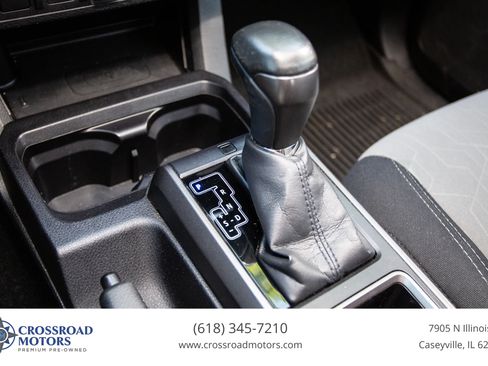 Used 2021 Toyota Tacoma TRD Sport AWD/4WD image 42