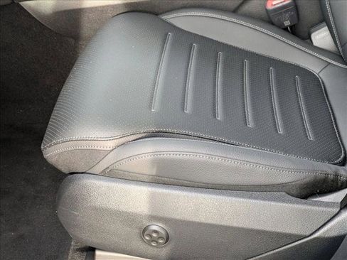 New 2026 Mercedes-Benz GLC 300 GLC 300 image 4