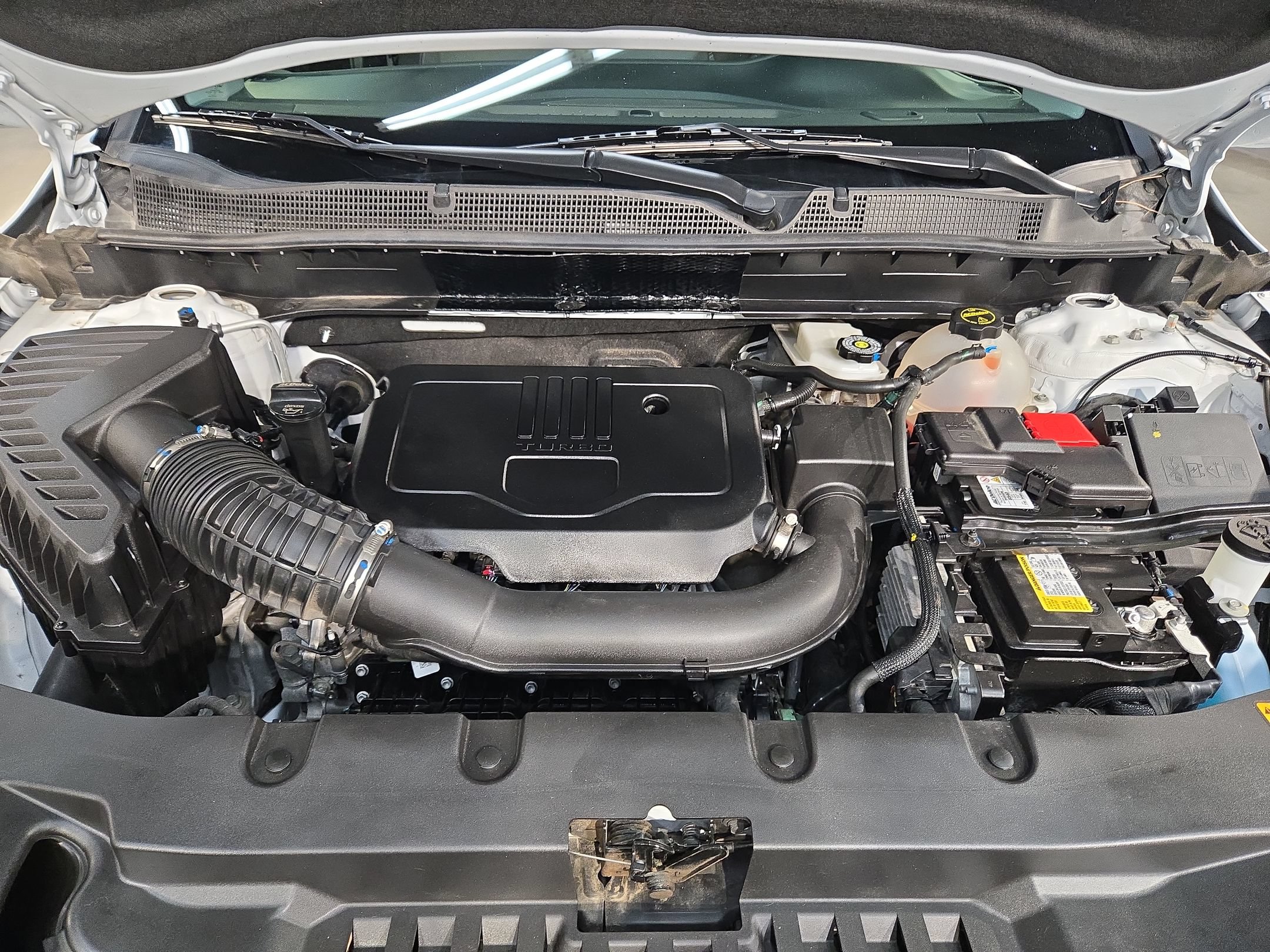 Used 2025 Chevrolet Blazer LT AWD/4WD image 19