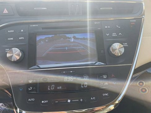 Used 2015 Toyota Avalon XLE Premium FWD image 22