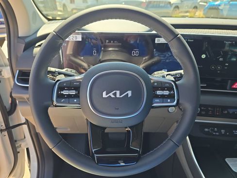 New 2026 Kia Carnival EX FWD image 30