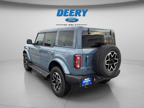 Used 2025 Ford Bronco Outer Banks image 13