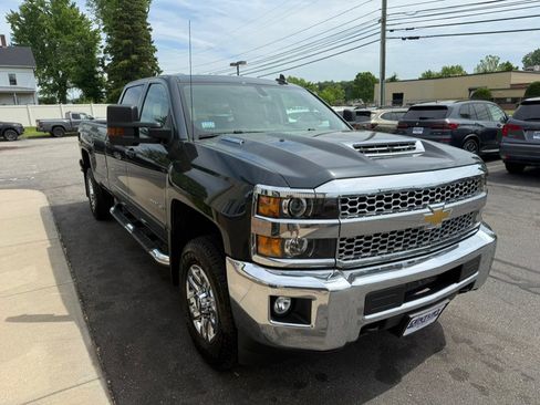 Used 2019 Chevrolet Silverado 3500 LT w/ LT Convenience Package AWD/4WD image 11