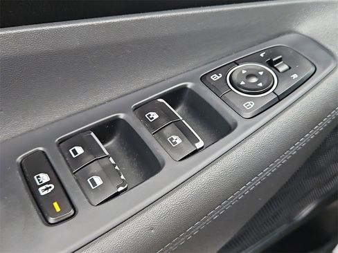 Used 2022 Hyundai Santa Fe SEL image 32