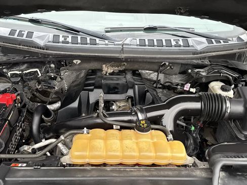 Used 2015 Ford F150 XLT w/ Equipment Group 302A Luxury image 13