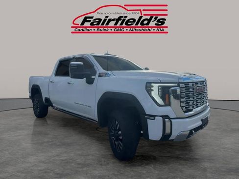 Used 2024 GMC Sierra 3500 Denali w/ Denali Reserve Package image 7