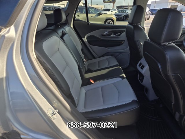 Used 2023 GMC Terrain SLT FWD image 17