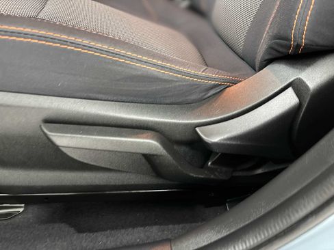Used 2019 Subaru Crosstrek 2.0i Premium AWD/4WD image 14
