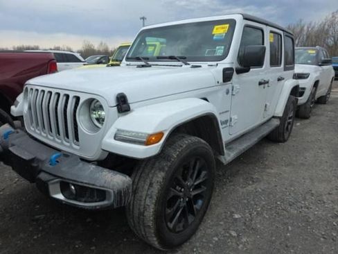 Used 2023 Jeep Wrangler Unlimited Sahara w/ Cold Weather Group image 2