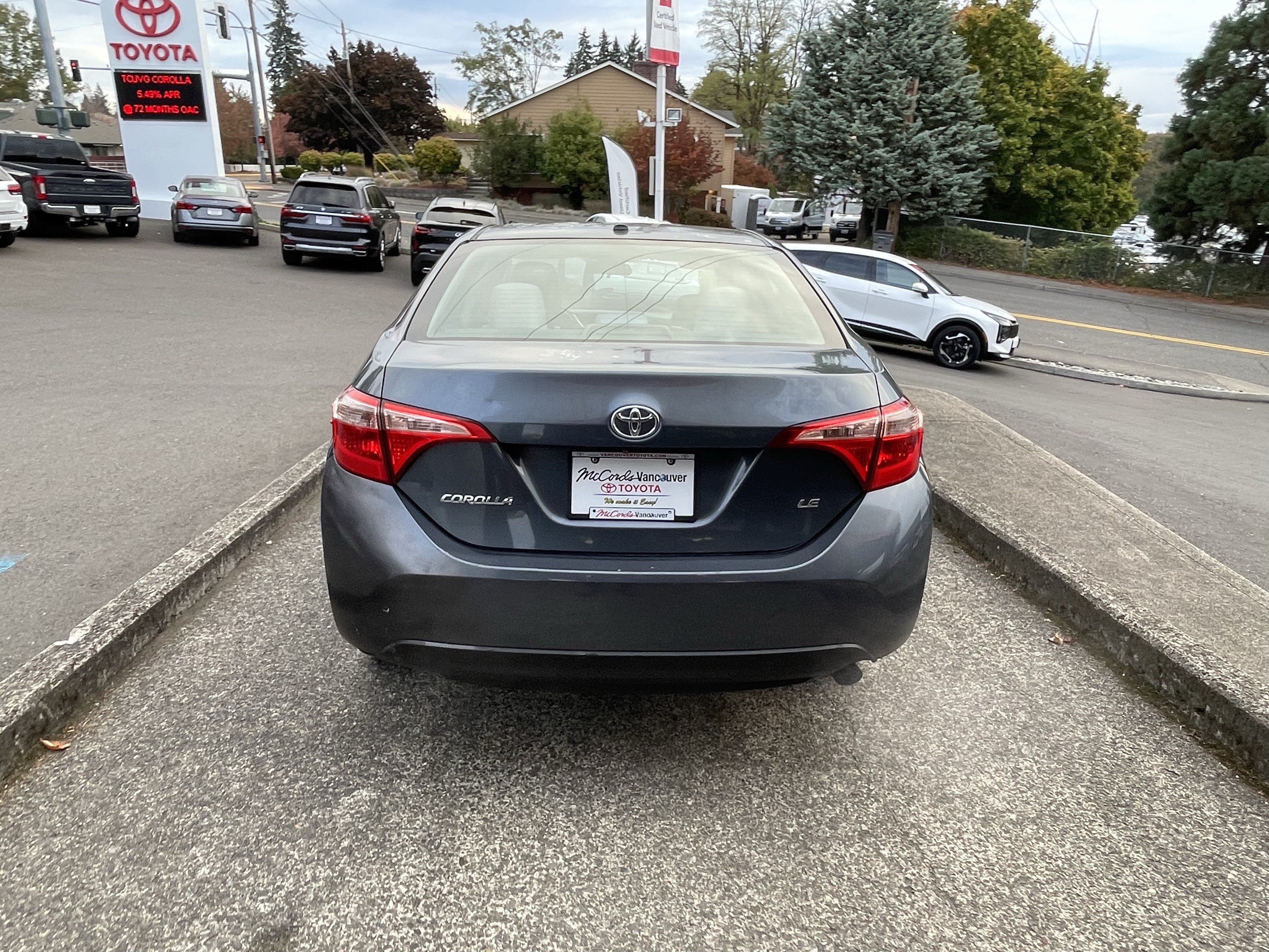 Certified 2017 Toyota Corolla LE w/ LE Premium Package FWD image 6
