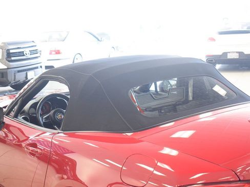 Used 2020 FIAT 124 Spider Abarth w/ Convenience Group RWD image 64