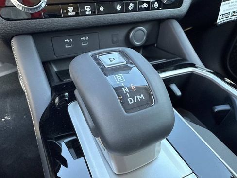 New 2026 Mitsubishi Outlander SEL FWD image 31