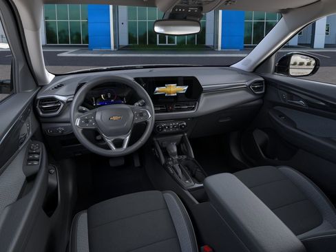 New 2026 Chevrolet TrailBlazer LT w/ Convenience Package FWD image 15