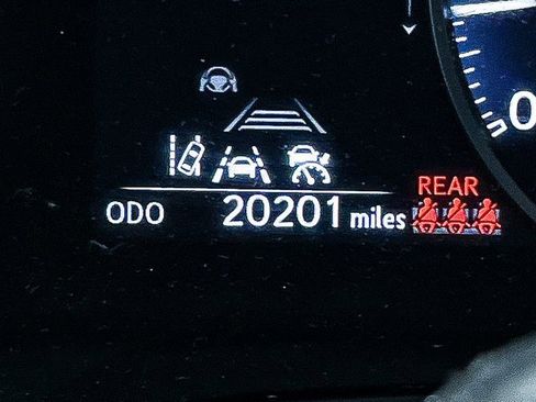 Used 2023 Lexus RX 350 Premium image 32