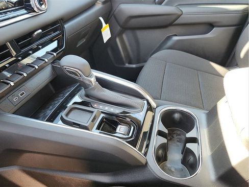 New 2026 GMC Canyon Elevation image 25