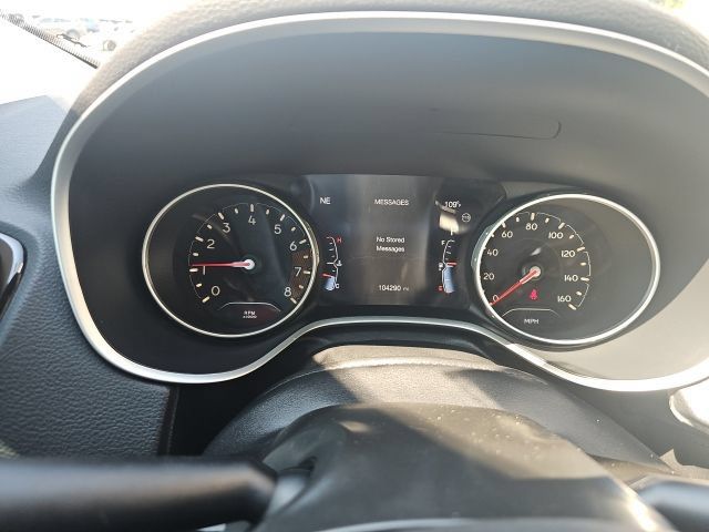 Used 2019 Jeep Compass Limited FWD image 16