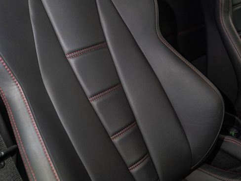 Used 2011 Ferrari 458 Italia Coupe RWD image 39