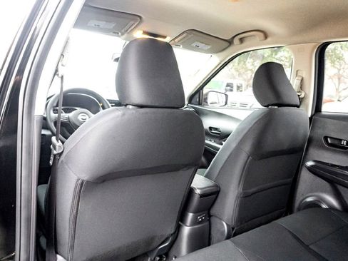 Used 2025 Nissan Kicks Play S image 28