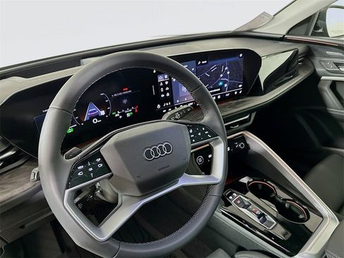 New 2025 Audi Q5 Premium Plus image 10