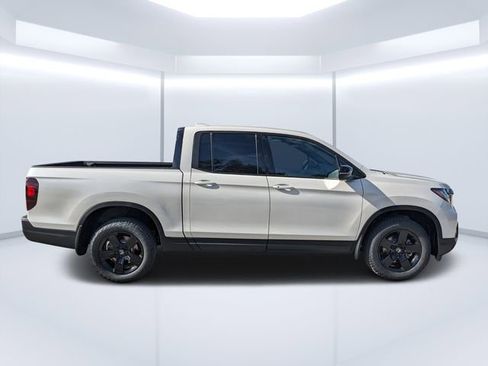 New 2026 Honda Ridgeline Black Edition image 2