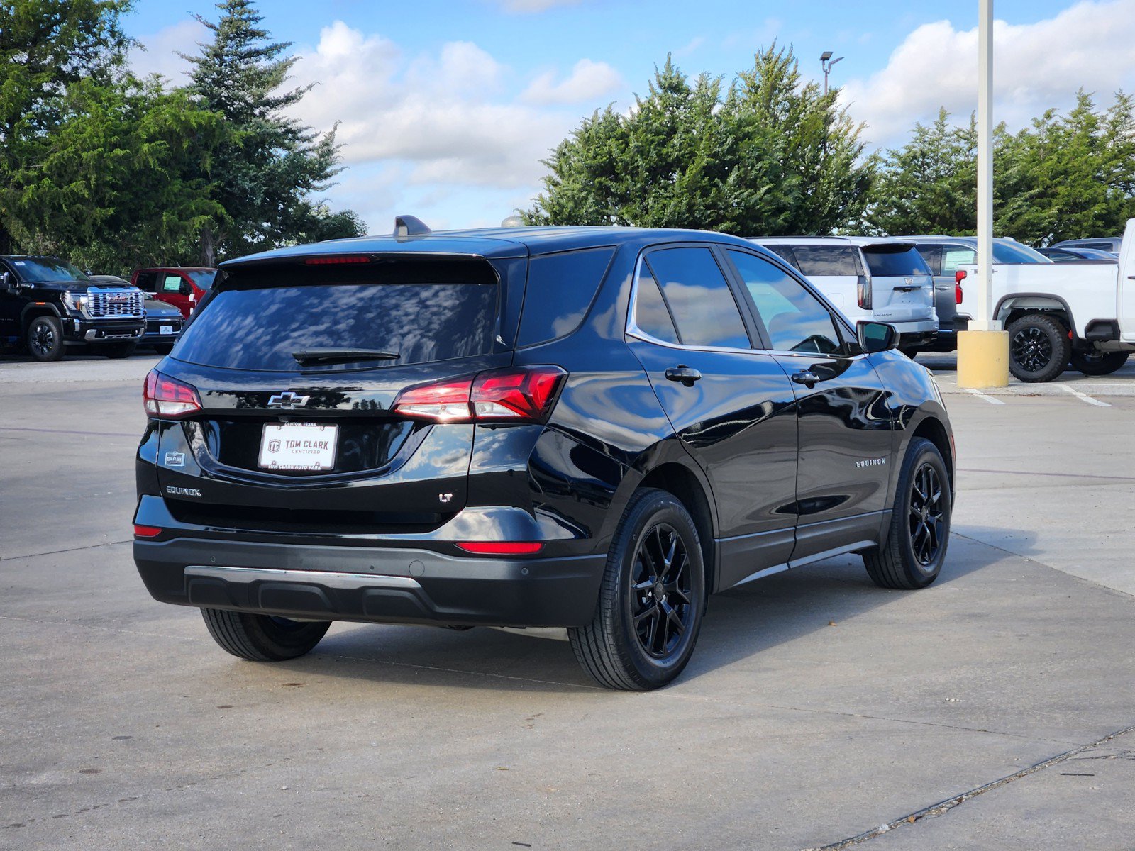 Used 2024 Chevrolet Equinox LT FWD image 5