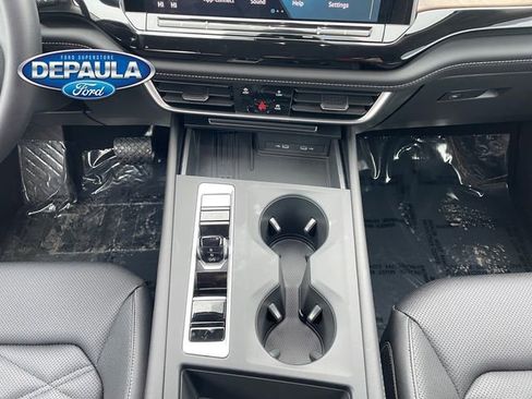 Used 2026 Volkswagen Atlas SE image 14