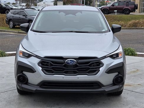 Used 2024 Subaru Crosstrek 2.0i image 2