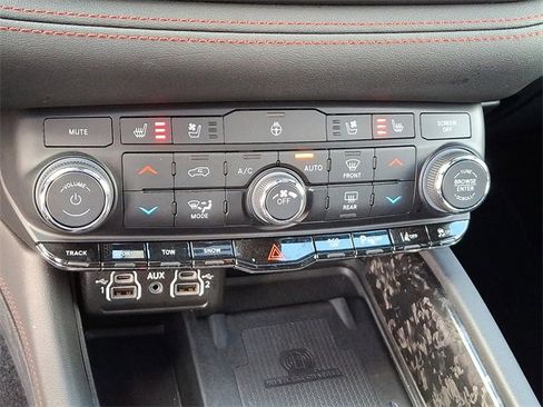 Used 2024 Dodge Durango R/T image 16