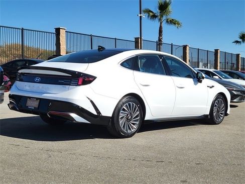 New 2026 Hyundai Sonata Limited image 2