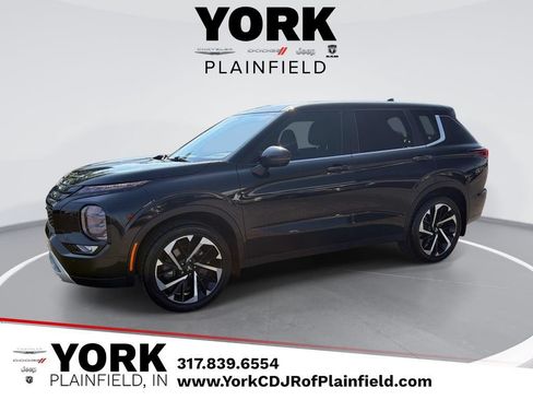 Used 2024 Mitsubishi Outlander SE Black Edition AWD/4WD image 1