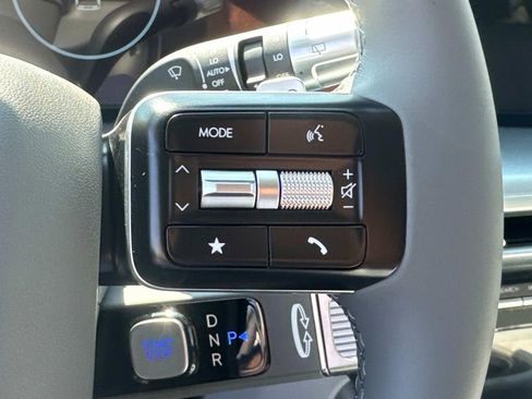New 2026 Hyundai Ioniq 9 SEL image 10