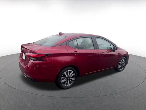 Used 2025 Nissan Versa SV image 14