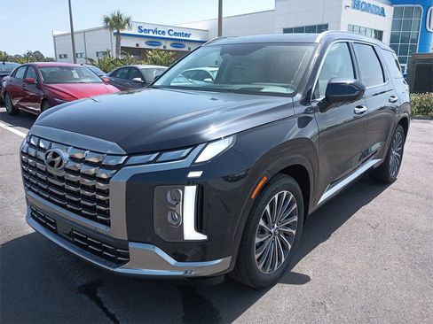 Used 2024 Hyundai Palisade Calligraphy image 14