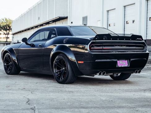 Used 2008 Dodge Challenger SRT8 image 8