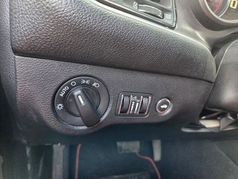 Used 2019 Dodge Challenger R/T Scat Pack image 11